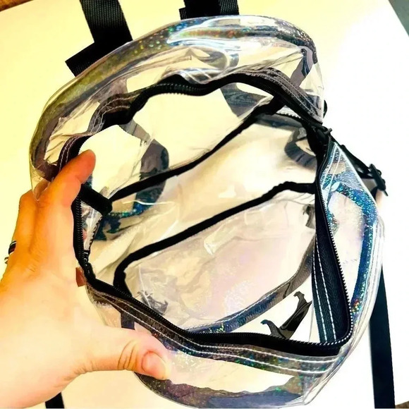 Victoria Secrets Pink Mini Clear Sparkle Dog Backpack - Picture 8 of 8